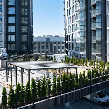 Revalia Vektor Fantastic View Apartment