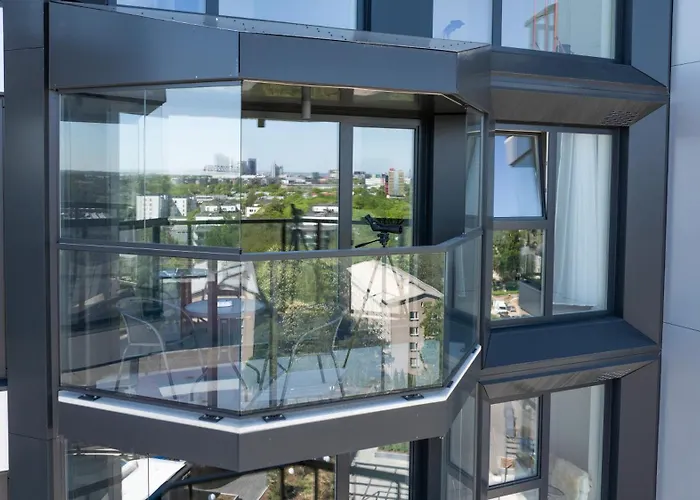 Revalia Vektor Fantastic View Tallin